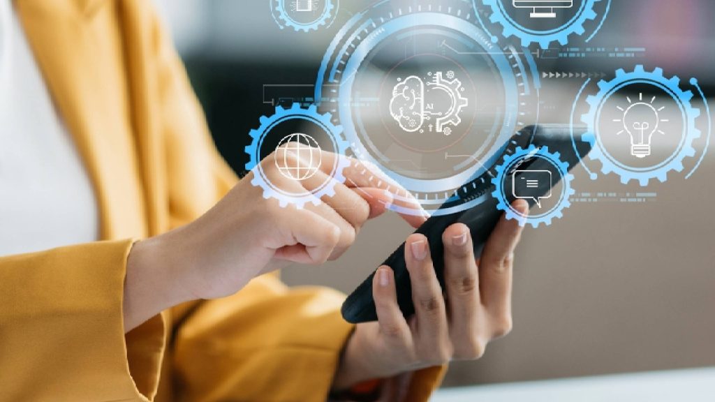 إستراتيجيات الاتصال الفعّال خلال فترات التحول المؤسسي